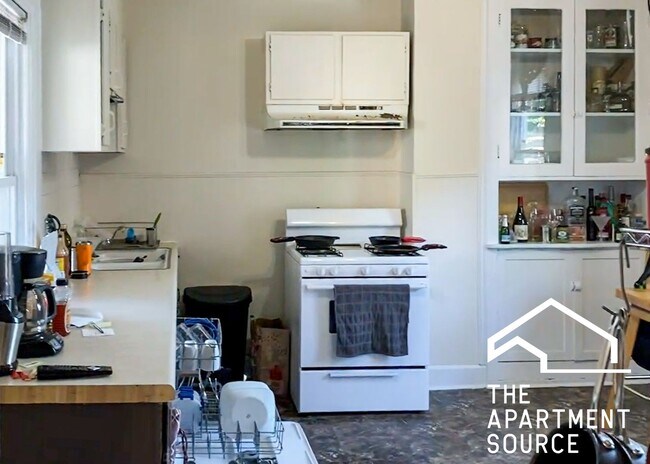 property at 2730 N Wayne Ave