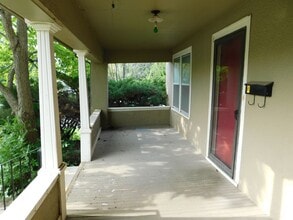 154 N Clifton Ave in Wichita, KS - Building Photo - Building Photo