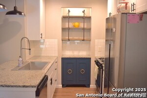 204 Royal Dr in Converse, TX - Building Photo - Building Photo