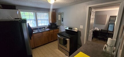 202 Bookington Dr in Lexington, NC - Building Photo - Building Photo