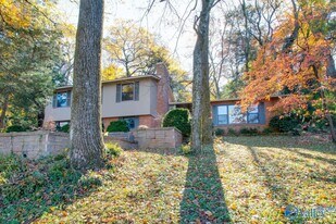 1710 Montdale Rd SE in Huntsville, AL - Building Photo