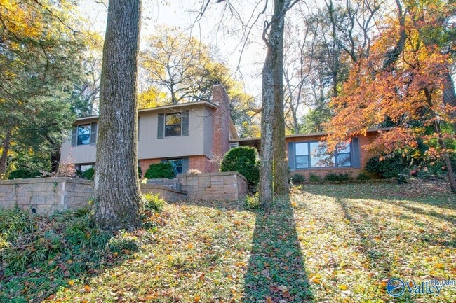 property at 1710 Montdale Rd SE