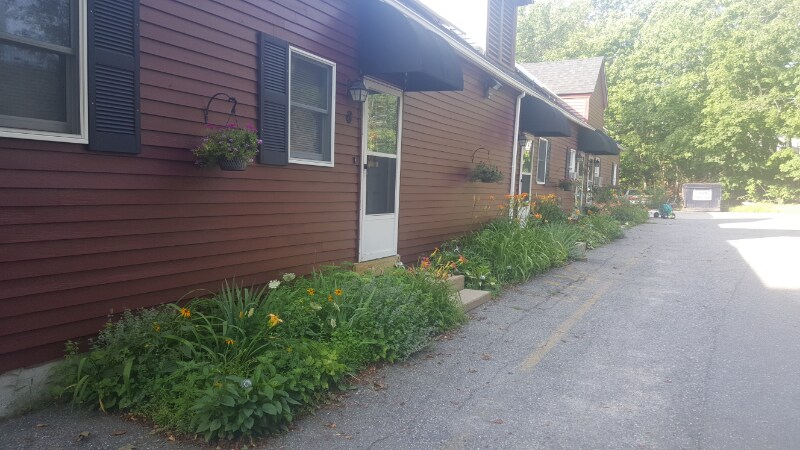3 Cook St in Douglas, MA - Building Photo