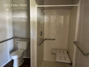 1651 Dena Dr in Memphis, TN - Building Photo - Building Photo