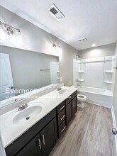 1000 Henry Pl Blvd in Clarksville, TN - Building Photo - Building Photo