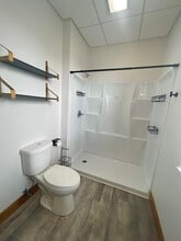 902 9th St in Tell City, IN - Building Photo - Building Photo