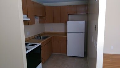 110 Main St, Unit 130 in Agawam, MA - Building Photo - Building Photo