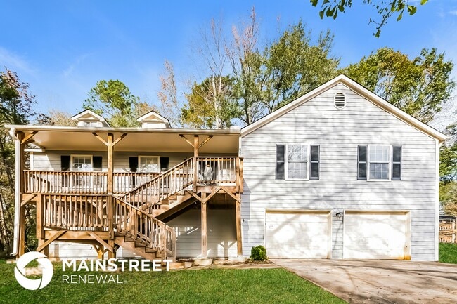 property at 5878 Homestead Cir
