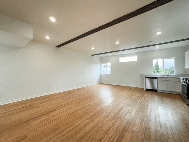 1411 Tremont St in Los Angeles, CA - Building Photo - Building Photo