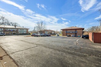 1143 W Carriage Dr in Whitewater, WI - Building Photo - Building Photo