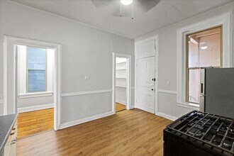 1013 N Winchester Ave in Chicago, IL - Building Photo - Building Photo