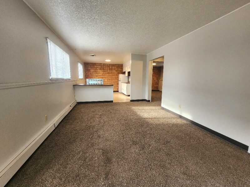 736 Elmhurst Pl-Unit -5 in Pueblo, CO - Foto de edificio