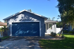 6412 S Adelia Ave in Tampa, FL - Building Photo