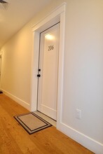 29 Woodbine St in Somerville, MA - Building Photo - Building Photo