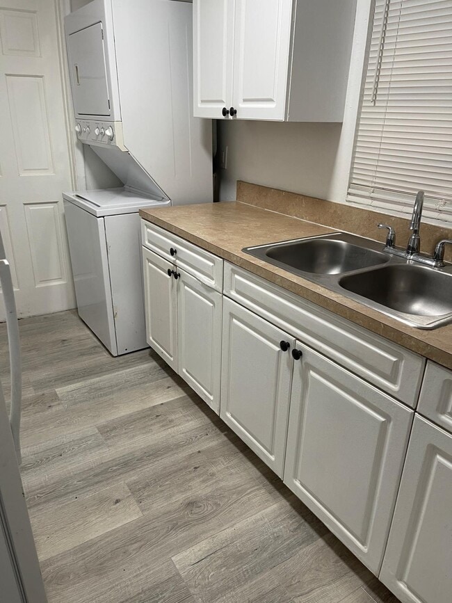 property at 1245 W 35th St