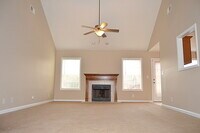 1355 Mountain Way in Clarksville, TN - Building Photo - Building Photo