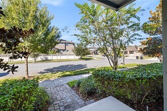 8019 Glenlloyd Ave in Winter Garden, FL - Building Photo - Building Photo