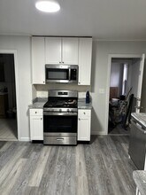 15 Ellsworth St in Somerville, MA - Building Photo - Building Photo