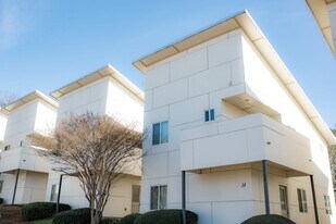 1030 Dr Martin Luther King Pky in Athens, GA - Building Photo