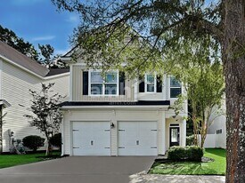 220 Summer Hill Way in Richmond Hill, GA - Building Photo