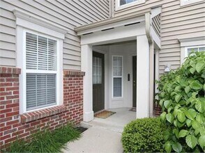 7151 English Dr in Cincinnati, OH - Building Photo - Building Photo