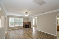 3528 Sunbright Ln in Raleigh, NC - Foto de edificio - Building Photo