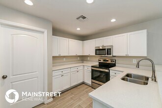 2011 NW 23rd St in Cape Coral, FL - Building Photo - Building Photo