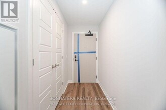 3006 William Cutmore Blvd in Oakville, ON - Building Photo - Building Photo