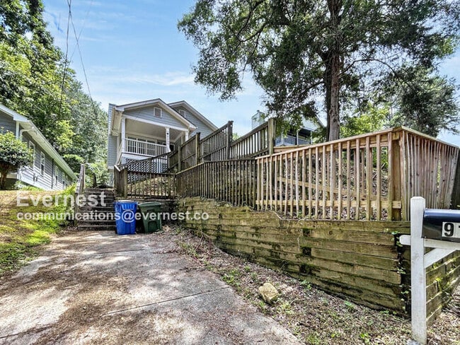 915 Ridge Ave NW in Atlanta, GA - Building Photo - Building Photo