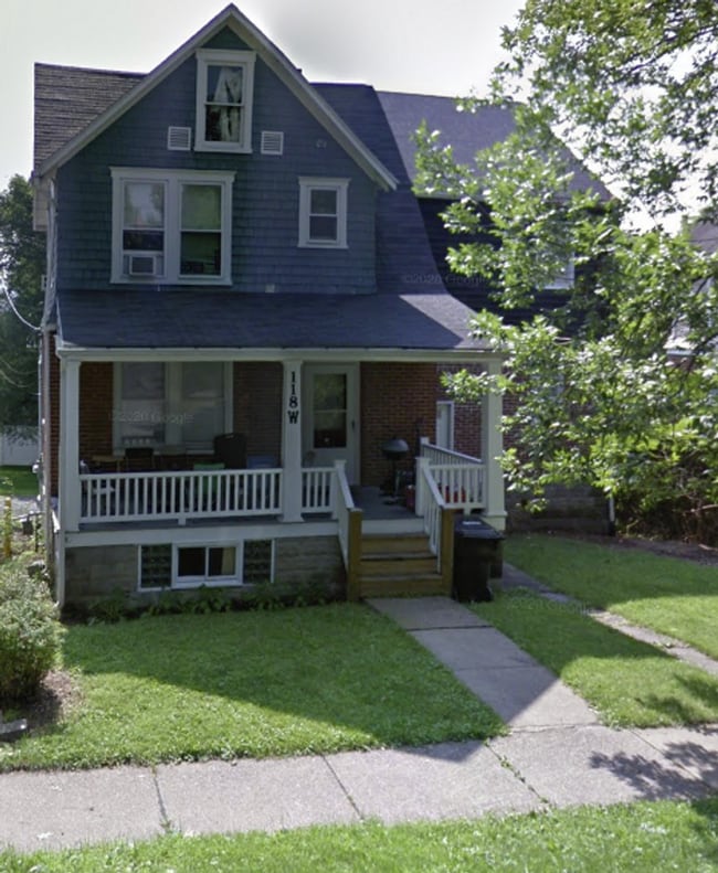 118 W Prospect Ave in State College, PA - Building Photo - Building Photo