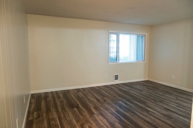 property at 1819 NE Schuyler St