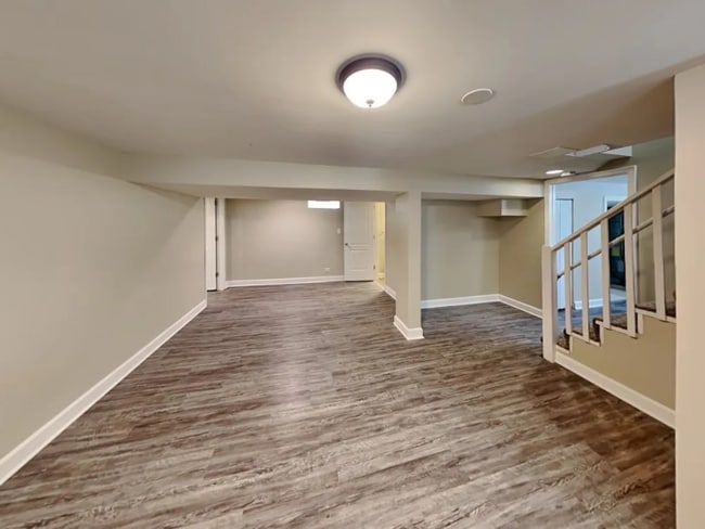 5715 N Nagle Ave in Chicago, IL - Foto de edificio - Building Photo