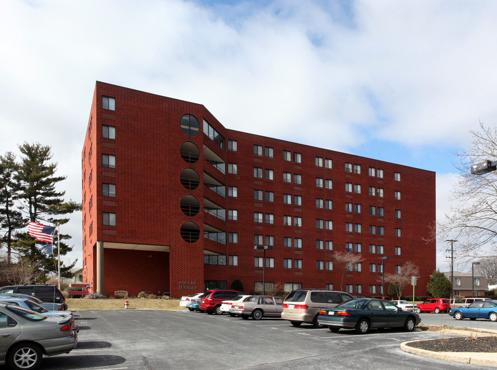 Poplar Terrace in Lebanon, PA - Building Photo