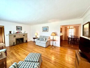 2726 Applelane Ave in Kalamazoo, MI - Building Photo - Building Photo