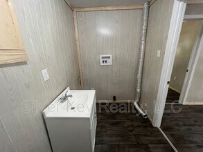 1121 Athens Pike in Etowah, TN - Building Photo - Building Photo