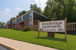 Woodbridge Apartments in Kansas City, MO - Building Photo