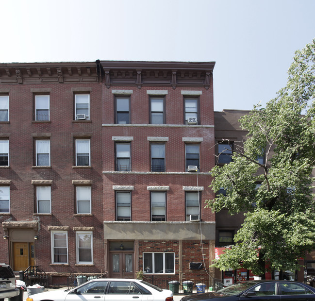 166 Union St in Brooklyn, NY - Building Photo - Building Photo