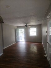 459 Fairlane Cir NW in Atlanta, GA - Building Photo - Building Photo