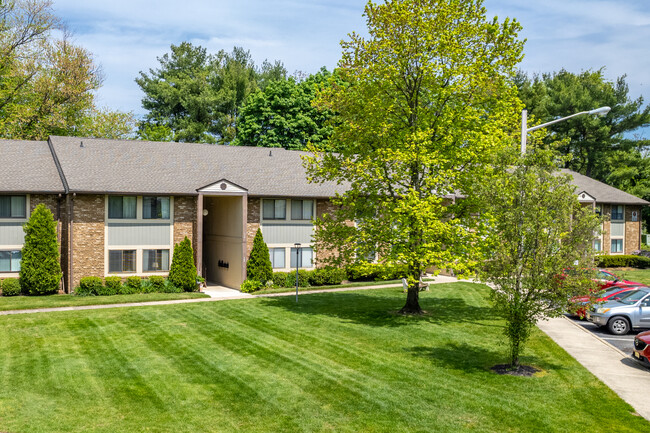 Watergate Condominiums in Maple Shade, NJ - Building Photo - Building Photo