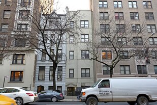126 W 86th St in New York, NY - Building Photo