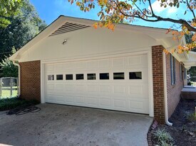 110 Wellington St in Shelby, NC - Building Photo