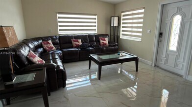 1530 SW 138th Ave in Miami, FL - Building Photo - Building Photo