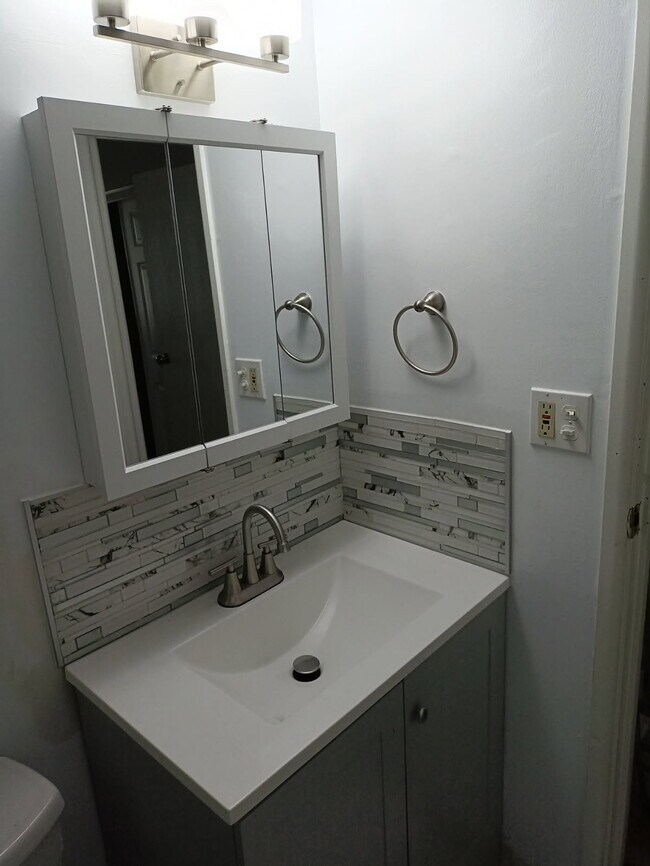 property at 1489 N Winslowe Dr