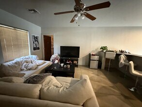 312 S Cherry Ave, Unit 2 in Tucson, AZ - Foto de edificio - Building Photo