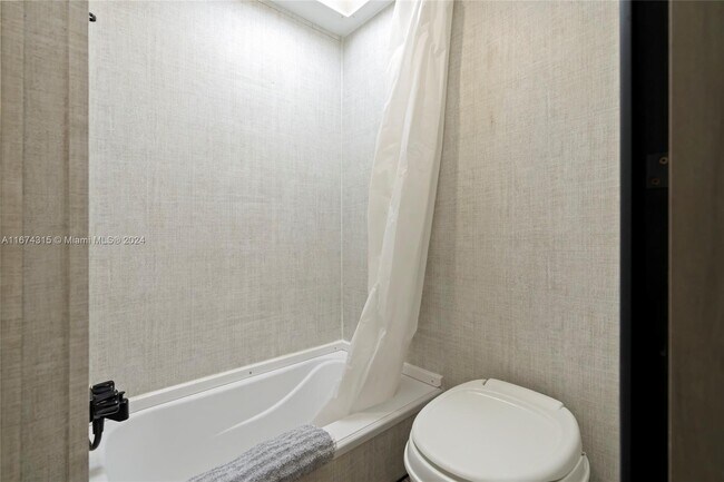 1750 SW 86th Terrace in Miramar, FL - Building Photo - Building Photo