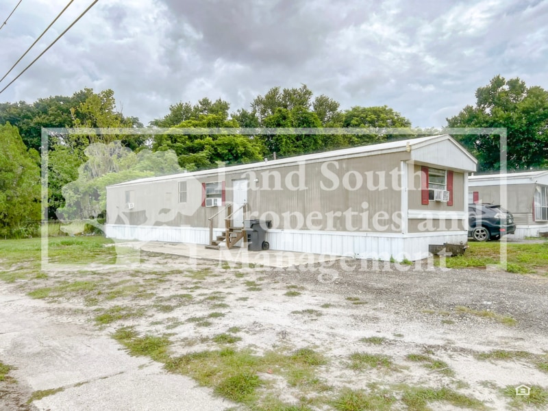 1200 Plant Ave in Lakeland, FL - Building Photo