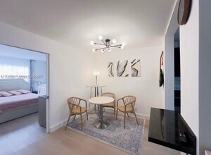 1120 NE 10th St in Hallandale Beach, FL - Building Photo - Building Photo