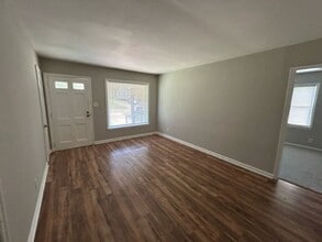 221 Richmond Dr NW in Huntsville, AL - Building Photo - Building Photo