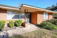 3102 Knoll St in Houston, TX - Building Photo - Building Photo