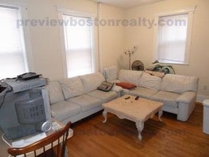 141 Chiswick Rd-Unit -3MC in Boston, MA - Building Photo - Building Photo